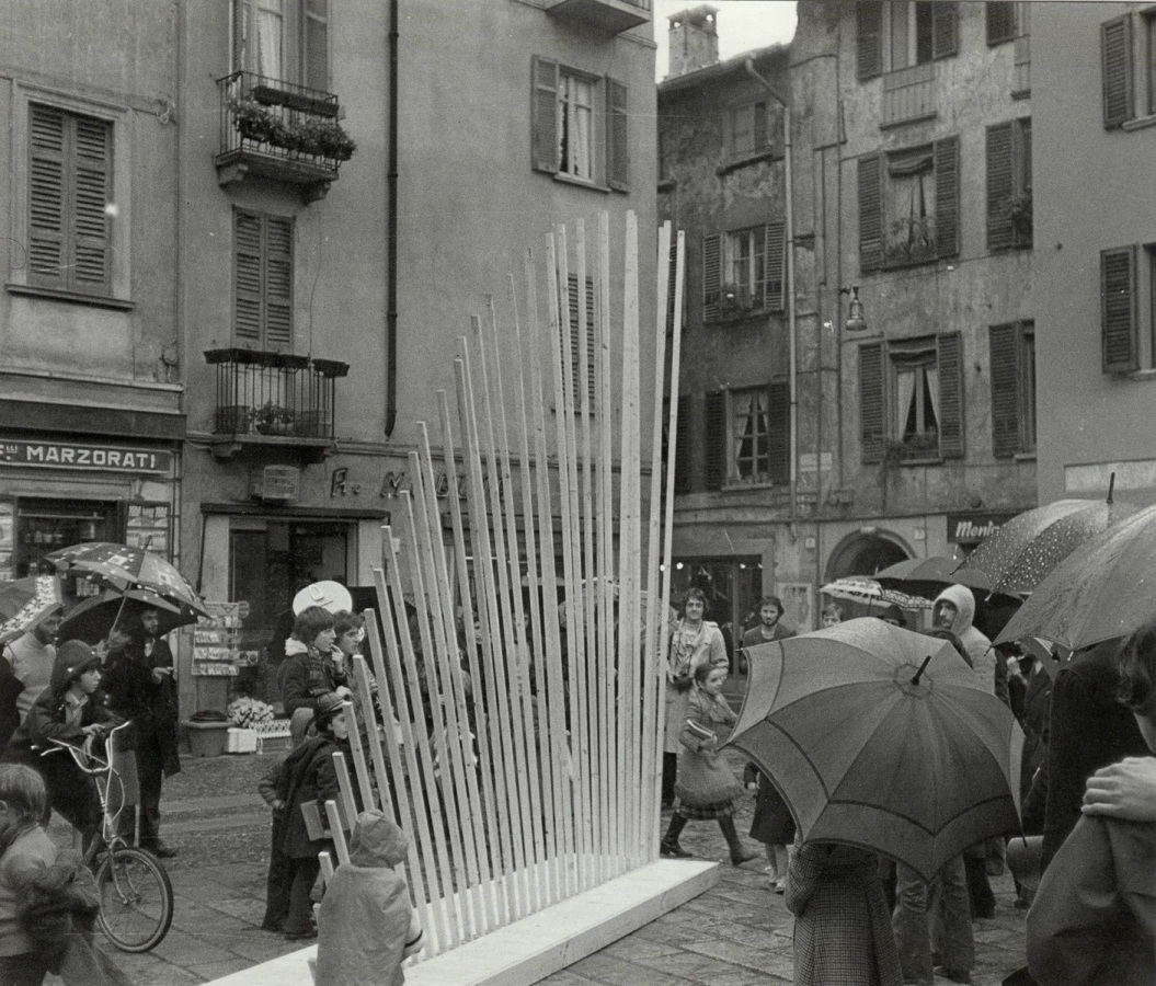 AUTORAPPRESENTAZIONE - Piazza San Fedele, Como